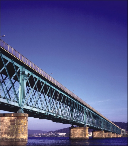 Ponte Eiffel.jpg
